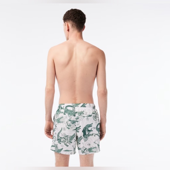 LAST STOCK‼️ MEN’S LACOSTE X NETFLIX PRINTED SWIM TRUNKS - Picture 3 of 8